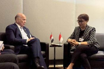 Menlu RI galang solidaritas Palestina dalam pertemuan bilateral