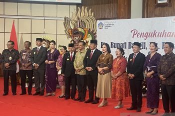 Gubernur Bali kukuhkan tiga penjabat pengganti yang maju pilkada