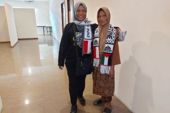 Nenek penjual kacang di Batam sumbangkan Rp14 juta untuk Palestina