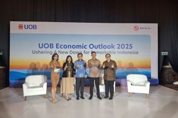 Ekonom proyeksi ekonomi Indonesia tumbuh 5,3 persen di 2025