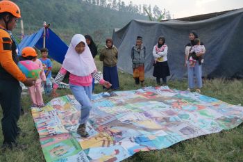 Taman Ceria hingga dapur umum Dompet Dhuafa buat senyum penyintas gempa Jawa Barat