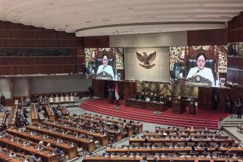 Paripurna DPR setujui 79 ruu tentang kabupaten/kota jadi undang-undang