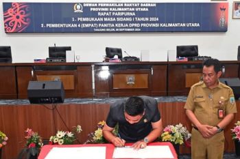 Ketua DPRD sementara pimpin Rapat Paripurna ke-1 Masa Persidangan I Tahun 2024