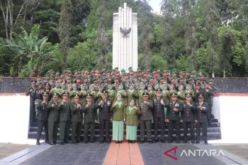 Kodim 0304 Agam gelar Upacara Ziarah Peringatan HUT Ke-79 TNI