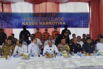 Ekspos 29,9 kg sabu di Dumai, Komjen Marthinus ingatkan bandar narkoba