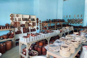 Masih eksis, kerajinan gerabah tradisional di Banyumulek NTB