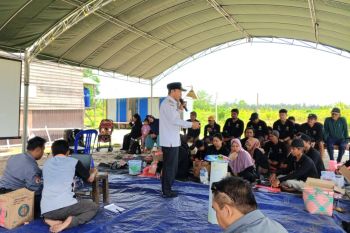 Petani di Tumbang Mangkutup diedukasi penguatan perhutanan sosial dan ketahanan pangan