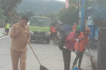 Pemkab Jayapura harap pedagang pasar tingkatkan kesadaran membuang sampah