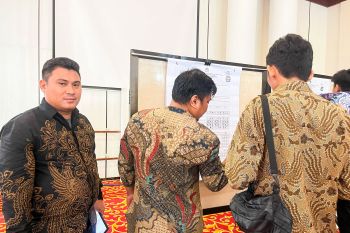 KPU Kendari beri bimtek pengguna Sirekap Pilkada 2024
