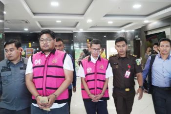 Kejati Sulsel menahan tersangka korupsi perpipaan air limbah Makassar