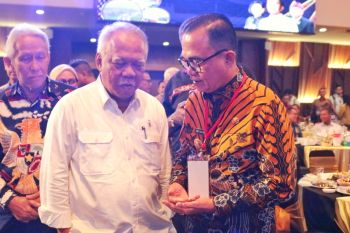 Pemkot Bukittinggi resmi kelola Jalan Sudirman setelah serah terima BMN