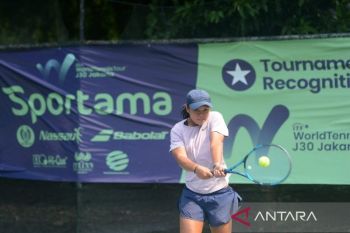 Dua unggulan putri Indonesia melaju ke perempat final ITF J30 Jakarta