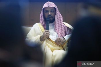 Imam Besar Masjid Nabawi ungkap perasaan rindu ingin datangi Indonesia