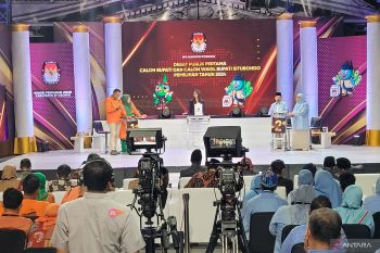 Debat perdana Pilkada Situbondo, paslon adu gagasan soal investasi
