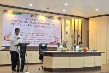 Pemprov-Sulteng gandeng Kemensos tingkatkan kompetensi penyuluh sosial