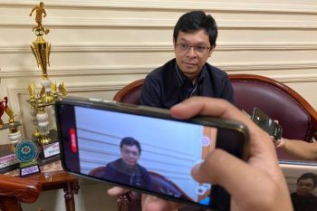 Cabuli santrinya, bapak dan anak pengasuh ponpes di dipenjara 9 tahun