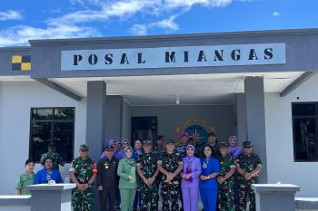 Danlantamal VIII dampingi Pangkogabwilhan II kunjungan ke pulau terluar