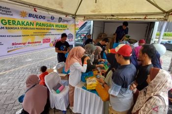 Bulog Tanjungpinang jual sembako murah di dua lokasi