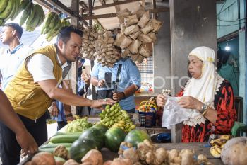 Cagub Kaltim Rudy Mas'ud blusukan ke Pasar Kedondong