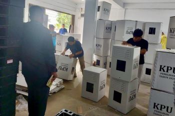 Bawaslu Karimun awasi perakitan 880 kotak suara Pilkada 2024