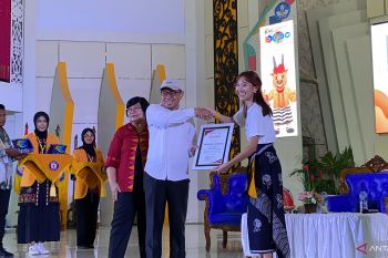 Mebiso beri cek merek gratis ribuan mahasiswa se-Indonesia di Kendari