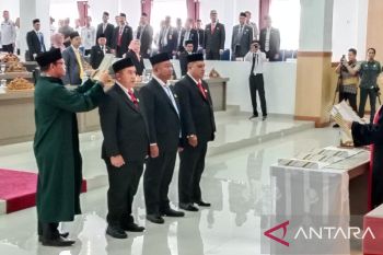 Tiga unsur pimpinan DPRD Bangka Selatan resmi dilantik