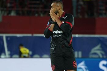 Persija bungkam Arema 2-1
