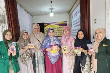 Dosen Unand dan PNP edukasi UKM binaan Salimah Sumbar