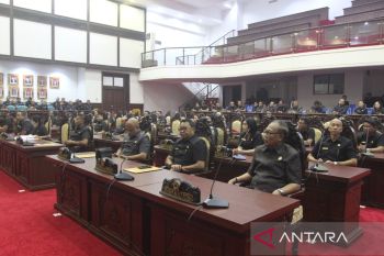 Empat fraksi DPRD Gianyar berikan pandangan umum RAPBD
