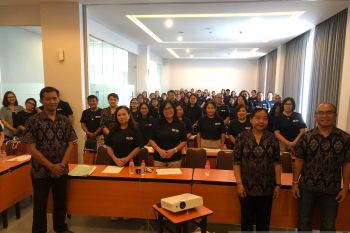 Poltekpar Bali edukasi kualitas layanan akomodasi naik kelas di Tomohon