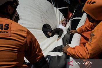 Simulasi penanganan gempa di Bandung