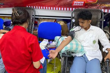 Polres Mabar-KPPP Ruteng gelar donor darah