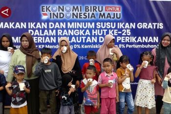 BPBAT kenalkan manfaat susu ikan pada ratusan warga Banjar
