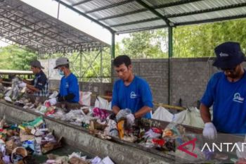 Trash sorting create smart city through human-centered approach: gov't