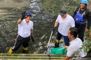 Minister promises quick actionon Jakarta river pollution