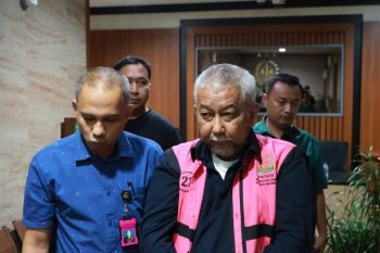 Mantan Dirjen KA Prasetyo tersangka korupsi