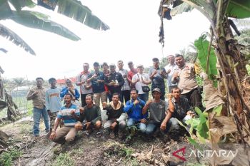 Polsek Lirik ingatkan petani gunakan hak pilih saat pilkada