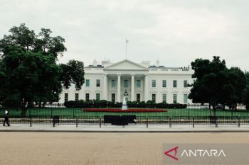 Pemerintah AS: China bisa kena tarif impor sebesar 245 persen