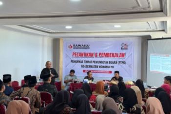 Bawaslu minta pengawas TPS Sulbar profesional dan berintegritas