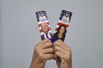 Capres AS Harris dan Trump bersaing ketat selisih suara 1 hingga 3 persen