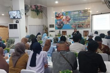 69 Pelaku UMKM boga di Padang ikuti sertifikasi Penjamah Pangan