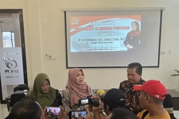 Anggota Komite III DPD RI Lia Istifhama terima aspirasi para guru di Bangkalan