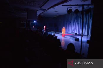 Hari terakhir festival teater Sumatera Barat pentaskan empat karya