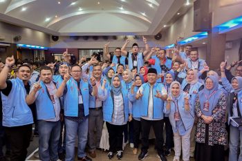 Debat kedua Pilkada, Kasmarni minta pendukung berjuang secara santun