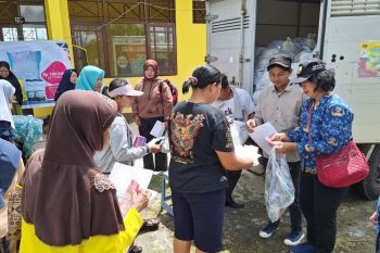Pemkot sebar 1.430 sembako murah ke tujuh kelurahan di Palangka Raya