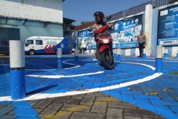 Pengamat: Kebijakan permudah dokumen Korlantas respons nyata Polri