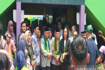 Mendikdasmen nilai uji coba makan bergizi SD Muhammadiyah Wonopeti sukses
