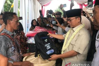 Tas dan klakat bambu dari Desa Kadugenep diharapkan bisa diekspor