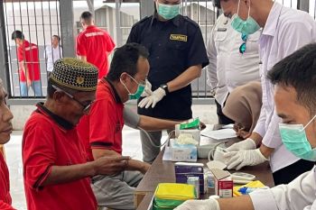 Rutan Pontianak melakukan pemeriksaan kesehatan untuk warga binaan