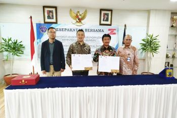 Zhenshi Holding Grup dan Dirjen Perhubungan perpanjang runway di Morowali